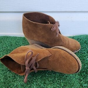 J. Crew Macalister Brown Suede Ankle Boots Rubbler Soles!